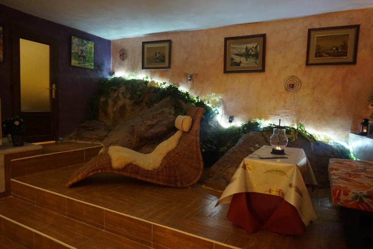 Hotel Lantica Roccia Manzanares El Real Exteriér fotografie