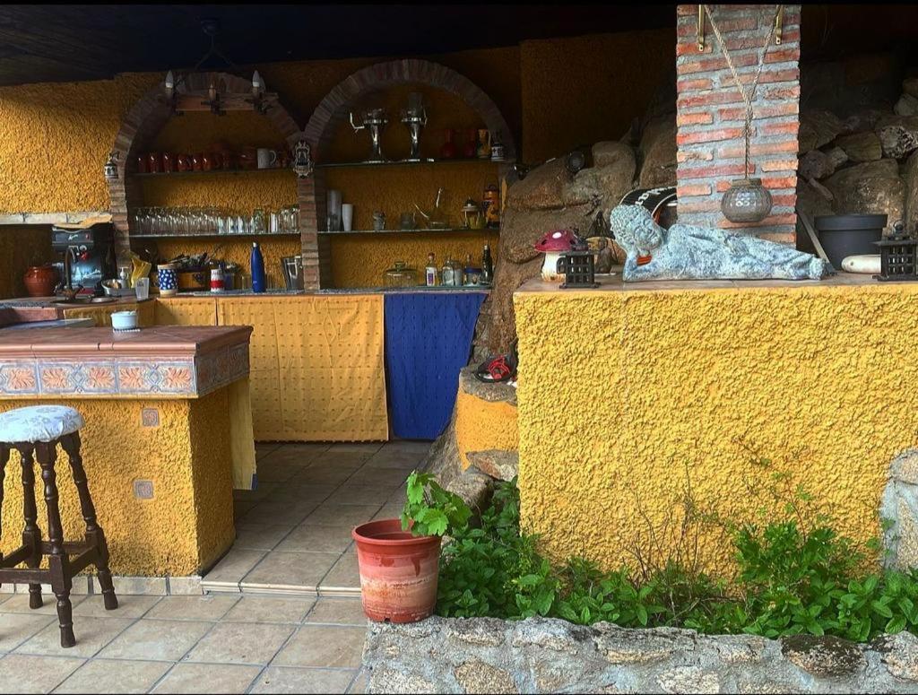 Hotel Lantica Roccia Manzanares El Real Exteriér fotografie